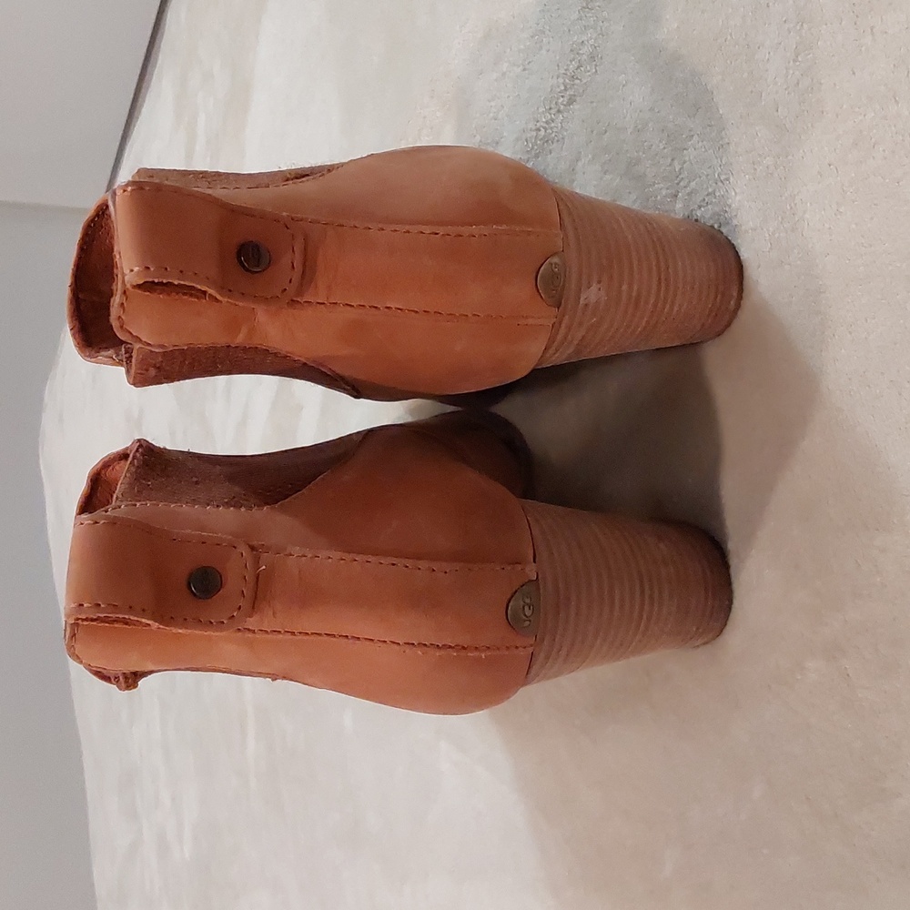UGG Cobie II Chelsea boots in brown leather Womens Size 9 - Picture 3 of 10